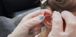 Dein Weg zum perfekten Industrial Piercing Heilungszeit, Schmerzmanagement und Schmucktipps